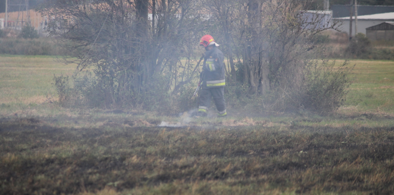 Przez moment było niebezpiecznie. Linia energetyczna leżała w ogniu