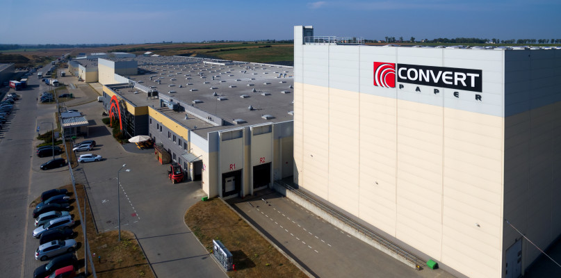 Darowizna "na odchodne". Byli szefowie firmy podzielili się z pracownikami kasą