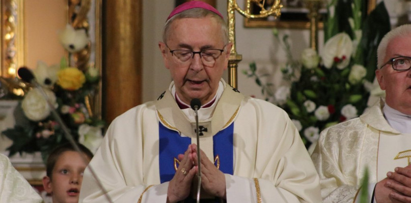 Arcybiskup wydał dziś kolejne dekrety. Wiemy, w których parafiach zajdą zmiany