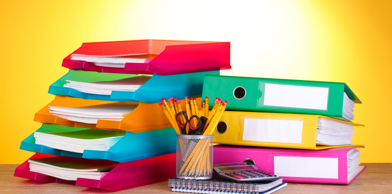 Sklep internetowy z artykułami papierniczymi - co można w nim znaleźć?