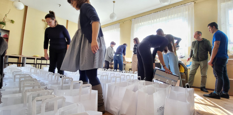 Wielkanocne śniadanie dla mieszkańców. Wśród nich także obywatele Ukrainy