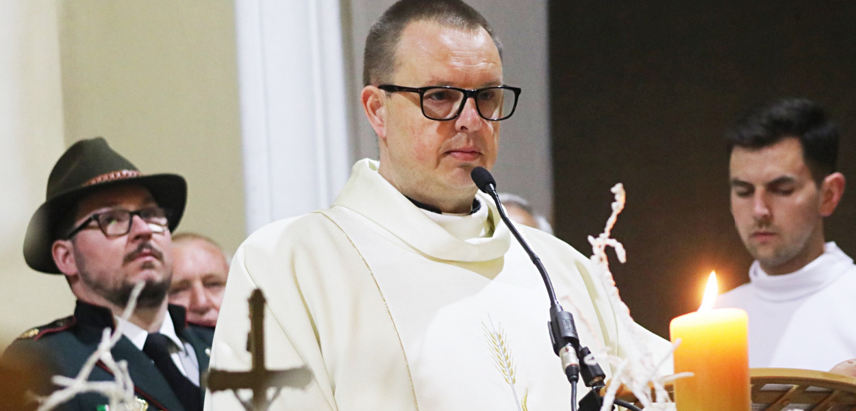 W sieci zawrzało! Parafianie zaczęli zbierać podpisy. Znamy prawdziwe powody...