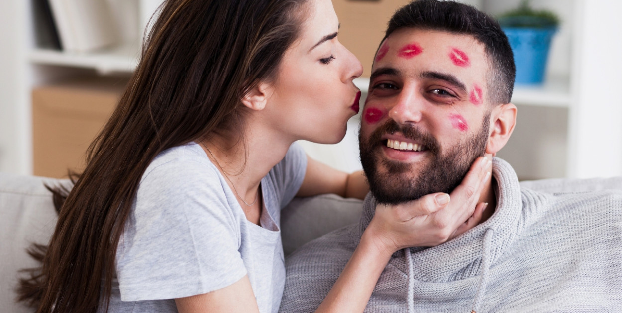 Drogie panie, ani policzek, ani czoło – dziś celujemy tylko w usta! Która z was...