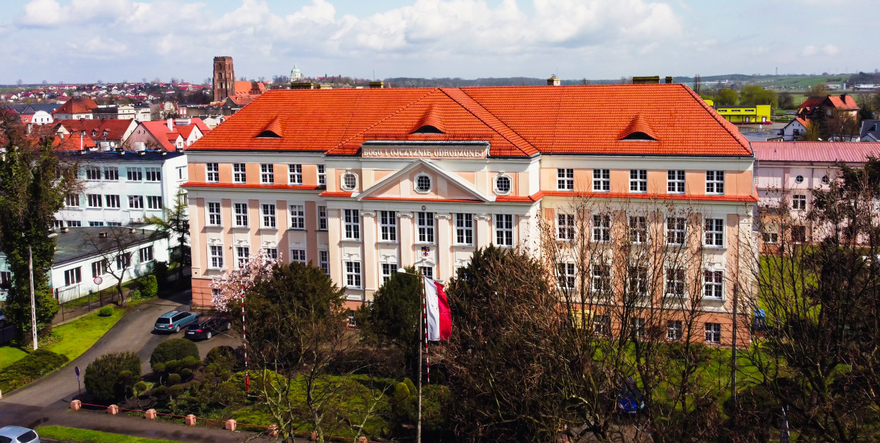 Uniwersytet Medyczny w Poznaniu objął patronatem gostyńskie liceum. Co to...