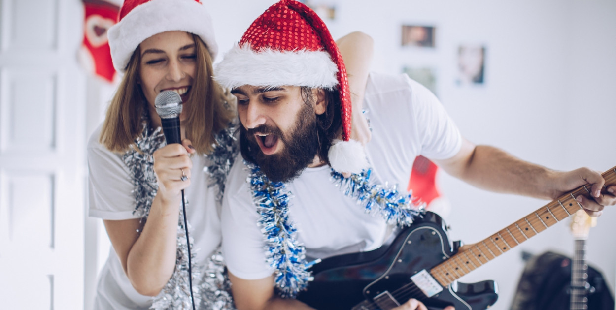 Świąteczne hity, które się nie nudzą. TOP5 najczęściej granych utworów...