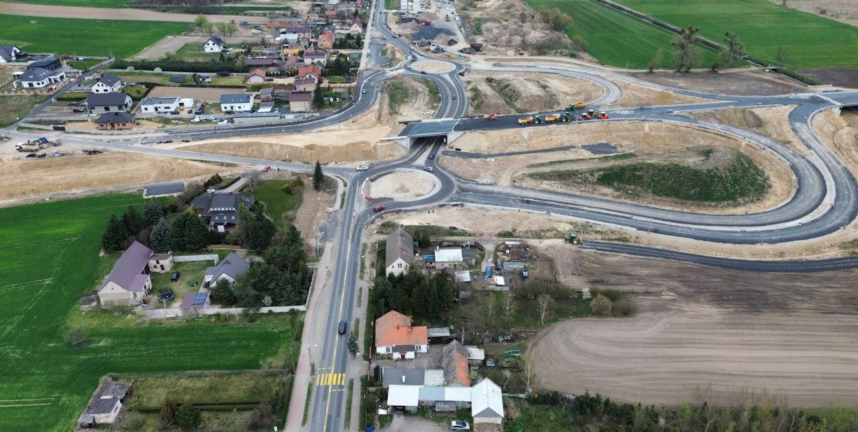 Chaos na drodze i jeden czujny czytelnik! Kierownik budowy bije się w pierś