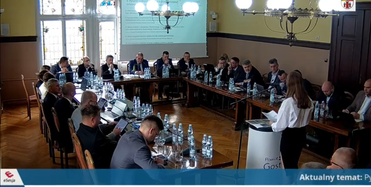 Foto: screen esesja Powiat Gostyński 