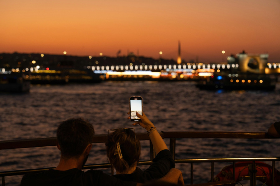 Photo by Tümay Hasret: https://www.pexels.com/photo/couple-enjoying-sunset-view-on-istanbul-bosphorus-34052358/