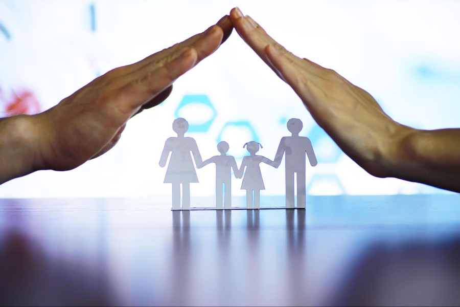https://app.envato.com/photos/2bb72e71-0ce7-4067-931e-147ee2746c20 koncepcja ochrony rodziny