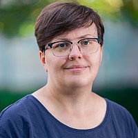 Mariola Kokot (mk)
