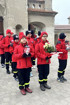 Wspólnota pamięci i dumy – Borek Wlkp. świętował 106. rocznicę niepodległości-12408