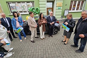 Założyli lokatę i... odjechali nową Toyotą! Szczęśliwcy są z naszego powiatu-13019