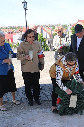 Kombatanci uczcili Narodowy Dzień Żwycięstwa-13111