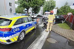 Zderzenie dwóch samochodów na skrzyżowaniu w Gostyniu-13215