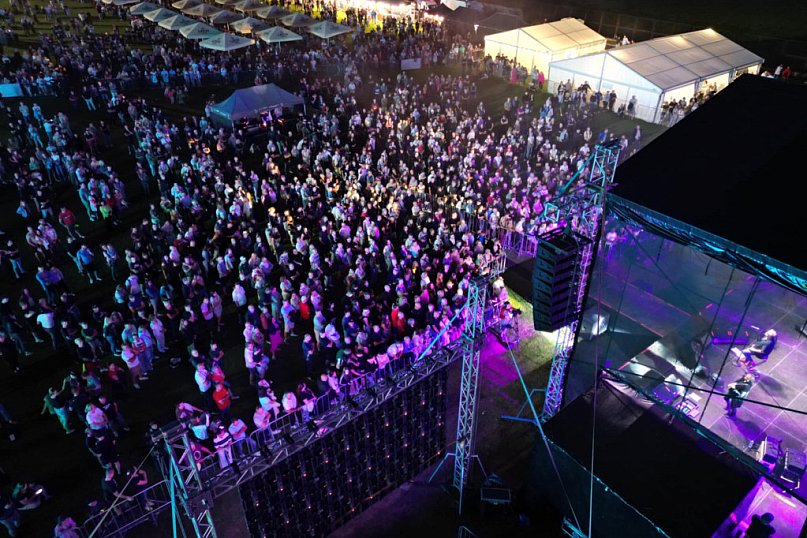 Koncert Krzysztofa Cugowskiego z Zespołem Mistrzów na Dniach Ponieca