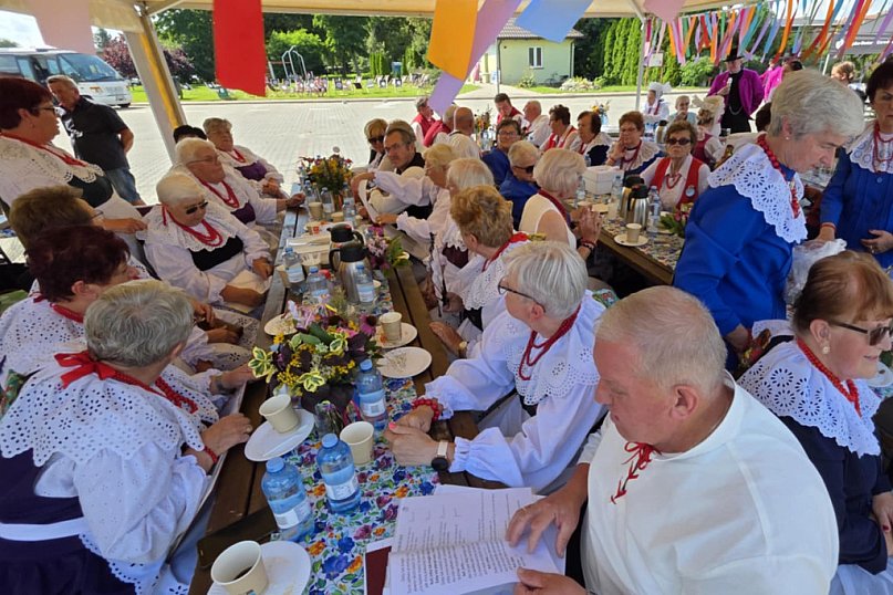 XX Przegląd Zespołów Ludowych w Karolewie