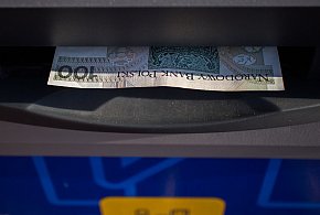 Znany bank z milionową karą. "Bezprawna zmiana umowy"-59388
