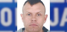Powinien trafić do aresztu, ale skutecznie ucieka...