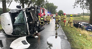 Tragiczny wypadek na śliskiej drodze. Dwie osoby zginęły na miejscu-72014