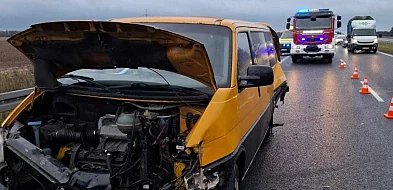 Zderzenie busów na ruchliwej drodze. Jeden z kierowców zasnął...-74077