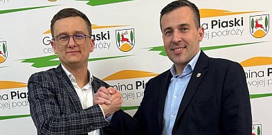 Nie przepracował w gminie nawet 10 miesięcy, ale zdążył zarobić na nowy...-79087
