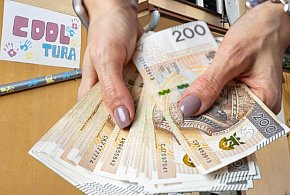 Wszystko ma swoją cenę. Jest raport... Wiadomo na co wydawano publiczne pieniądze-79082