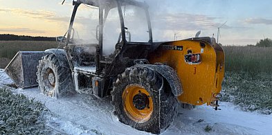Ogień pojawił się nagle. Z maszyny niewiele zostało. Straty są ogromne...-79271