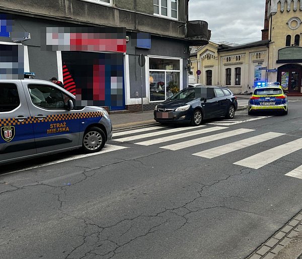 Miał 3 promile i próbował jechać "pod prąd". Jego celem był szpital. Chciał...-79469