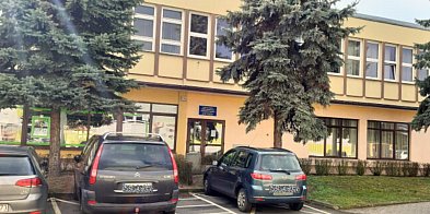 Spółdzielnia za pancerną szybą. Lajki i serduszka mile -79486