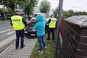 Ułamek sekundy i… Zderzenie dwóch samochodów. W aucie maleńkie dziecko-80082