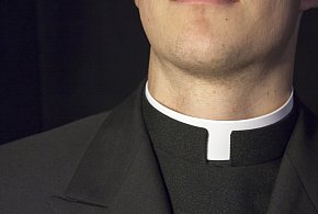 Czy były wikariusz gostyńskiej parafii i nauczyciel wykorzystał nastolatkę?-80317