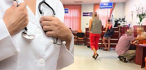 Czekała kilka godzin z chorym dzieckiem. Potem usłyszał