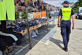 Kolejna niezapowiedziana kontrola na targowisku. Nie wszyscy byli tym zachwyceni-80369