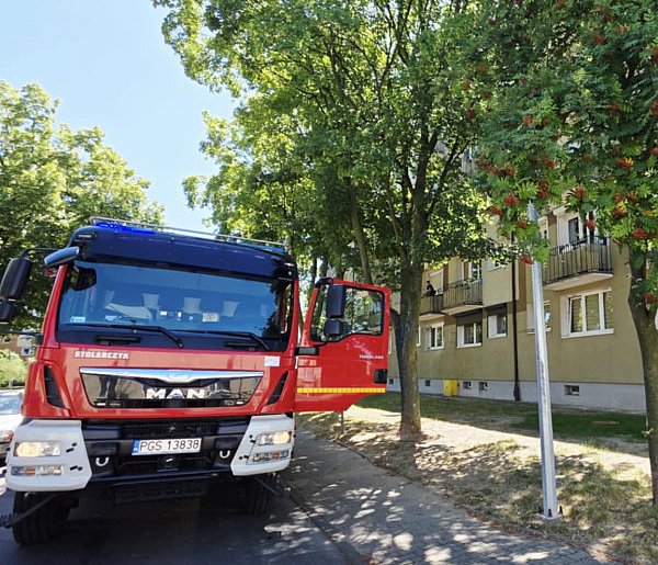 Mężczyzna miał problemy zdrowotne... Sąsiedzi zachowali się odpowiedzialnie-80759