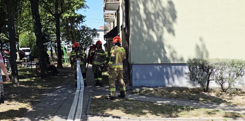 Mężczyzna miał problemy zdrowotne... Sąsiedzi zachowali się odpowiedzialnie - 80759