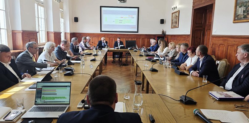 Decyzja jest niemal pewna! Są większe niż ciężarówka i przeszły już do historii - 81048