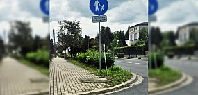 Czytelniczka alarmuje!  Jedynie co widać, to autobus...