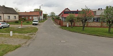 Połamana i spękana. Czas jej nie oszczędzał i tu...-81343
