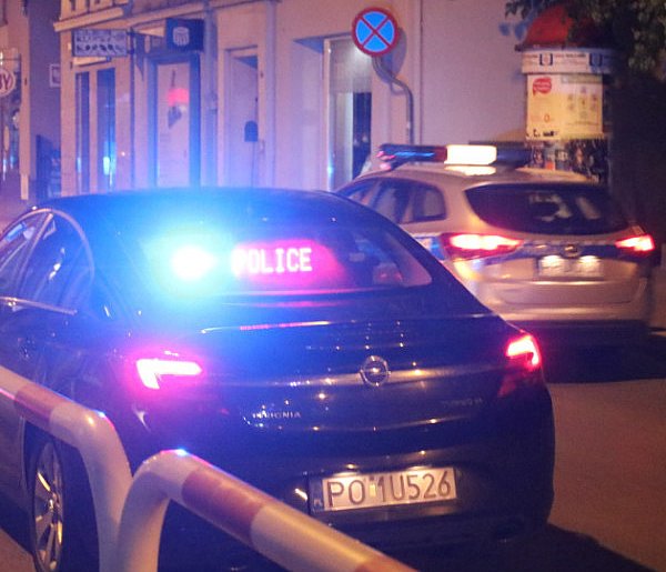 BMW nafaszerowane dragami, w środku trójka młodych ludzi z naszego powiatu-81365