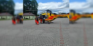 Wstrząsający wypadek! Dziecko poparzone. Na placu lądował helikopter LPR -81493