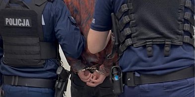 Znał tam każdy kąt. Zniszczył kamery, zabrał broń... Rodziny się nie wybiera-81523