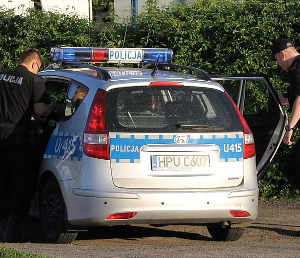 "Kręcił się" w niewłaściwym miejscu. Zauważyli go i od razu trafił za kraty-81713