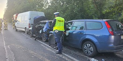 Gostyński kierowca sprawcą wypadku pod Śremem! Jedna osoba w szpitalu-82056