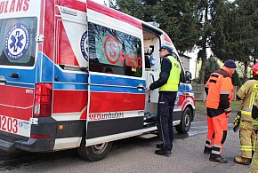 Niebezpieczna sytuacja na moście. Doprowadził do niej zawodowy kierowca-82166