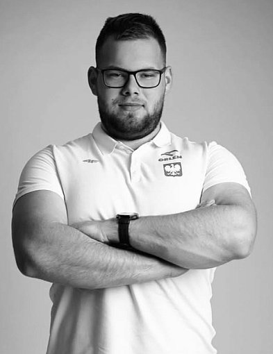 Znana jest tożsamość ofiar katastrofy. Zginął strażak i młody sportowiec-82184