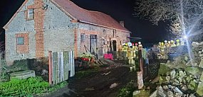 Ściana i dach runęły na zwierzęta. Nie wszystkie udało