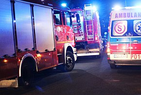 Mężczyzna zamknął się w łazience. Na osiedlu pojawiły się wszystkie służby-82754