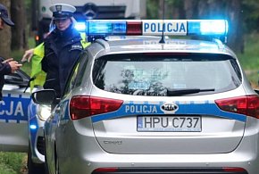 To co zrobiła mrozi krew w żyłach! Nawet policjanci przecierali oczy ze zdziwienia-83505