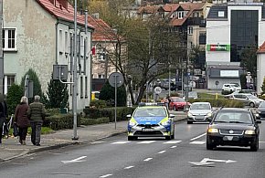 O krok od tragedii. Gdyby nie kierowca ciężarówki mogła zginąć cała rodzina-83622