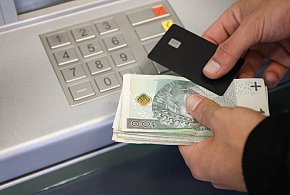 Fala kradzieży z kont klientów banku! Czy w Gostyniu również miały miejsce?-83948